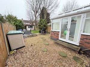 Brook Road Great Sutton